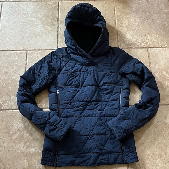 Lululemon Fluffed Up Pullover - Picture 2 of 7